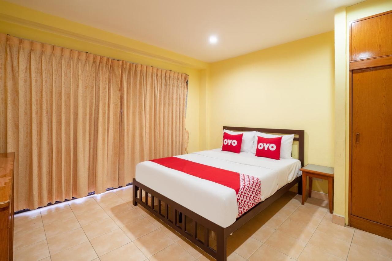 Oyo 811 Jasmine Villa Pattaya Exterior foto